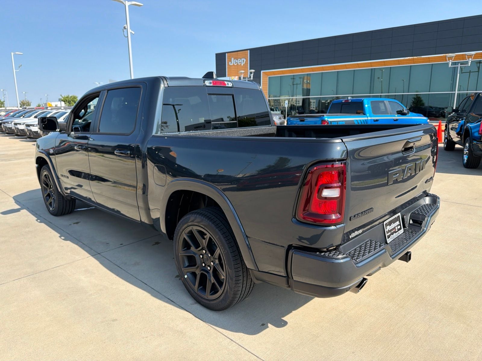 2026 RAM Ram 1500 RAM 1500 LARAMIE CREW CAB 4X4 5'7' BOX