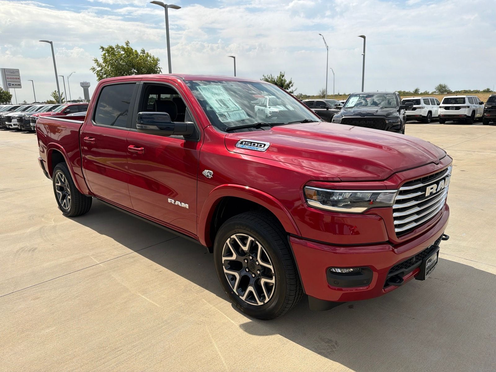 2027 RAM Ram 1500 RAM 1500 LARAMIE CREW CAB 4X4 5'7' BOX