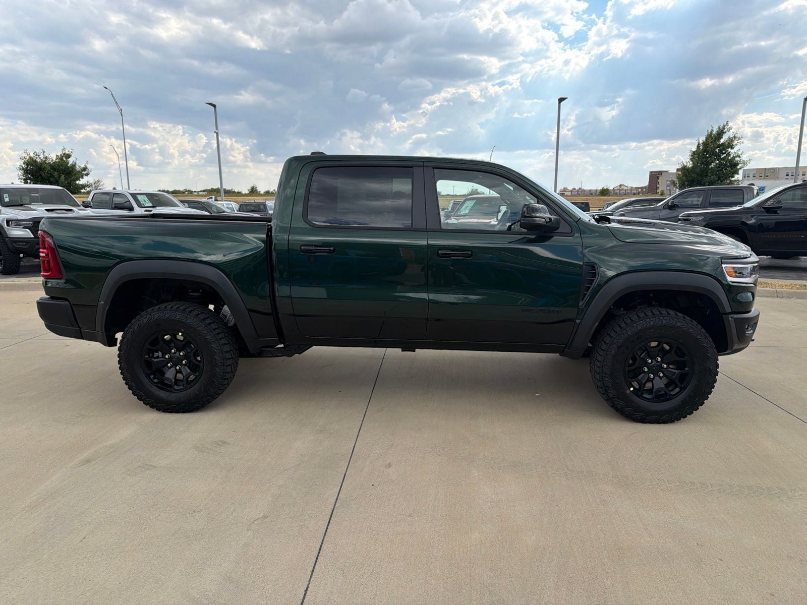 2027 RAM Ram 1500 RAM 1500 TRX SRT CREW CAB 4X4 5'7' BOX