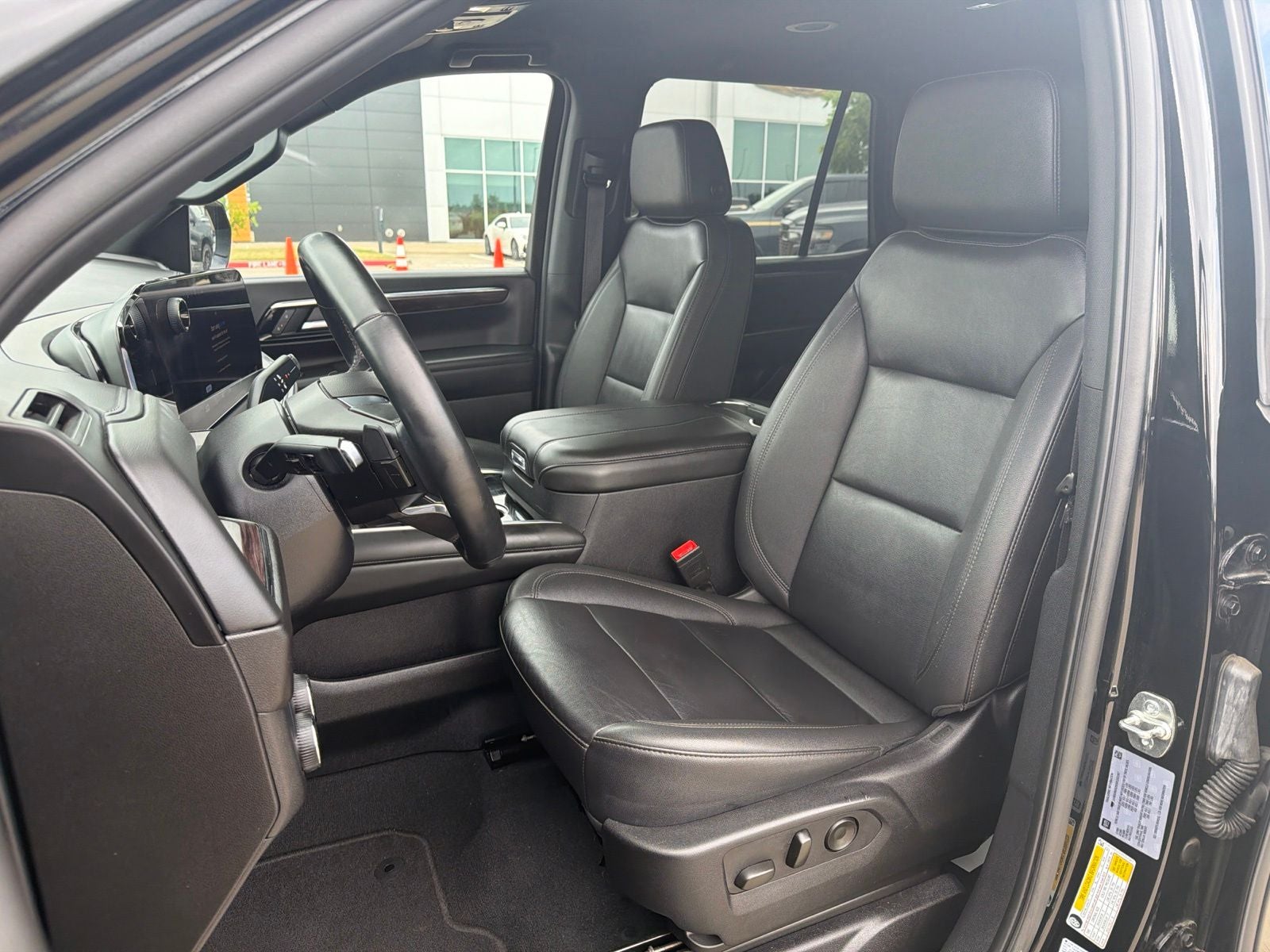 2025 Chevrolet Tahoe 2WD LT