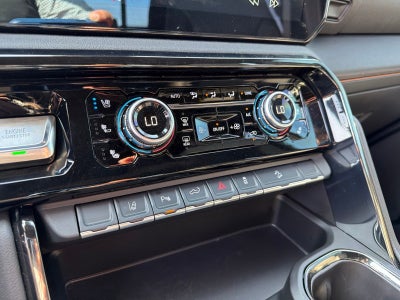 2024 GMC Sierra 2500HD 4WD Crew Cab Standard Bed AT4