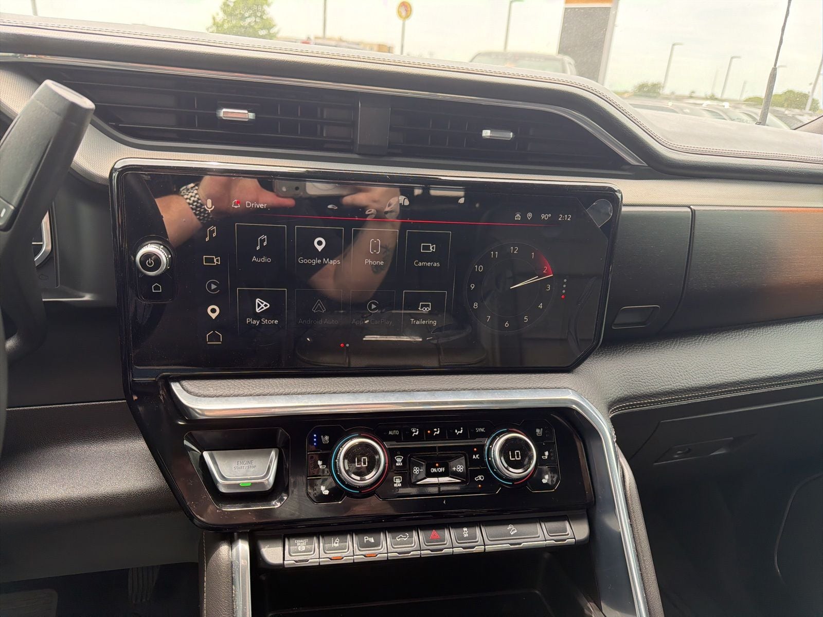 2025 GMC Sierra 2500HD 4WD Crew Cab Standard Bed Denali