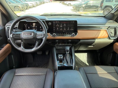 2024 GMC Canyon 4WD AT4