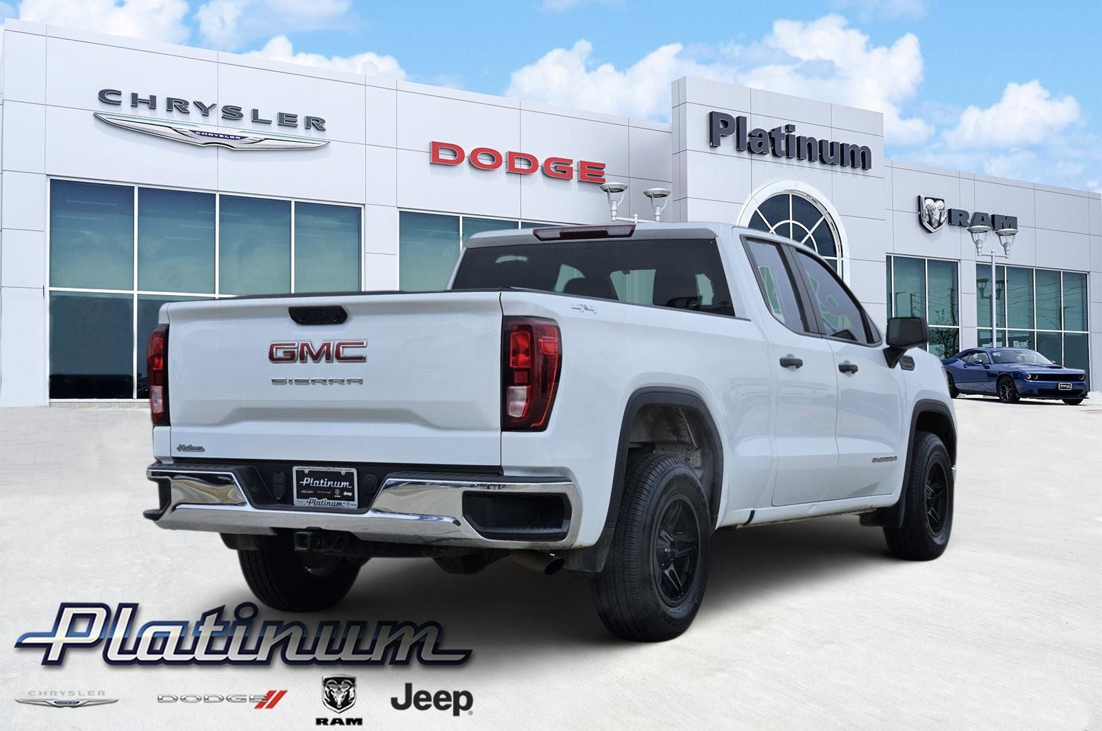 2023 GMC Sierra 1500 4WD Double Cab Standard Box Pro
