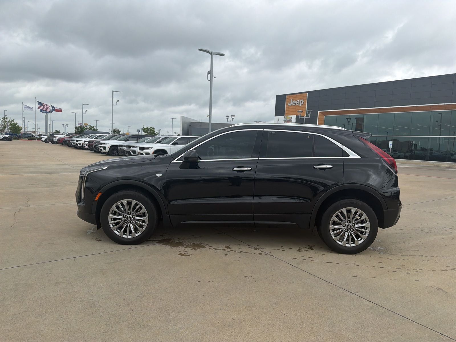 2024 Cadillac XT4 Premium Luxury