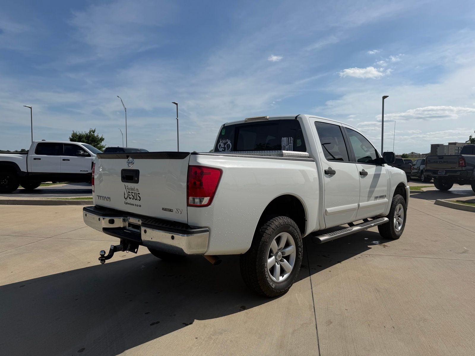 2014 Nissan Titan SV