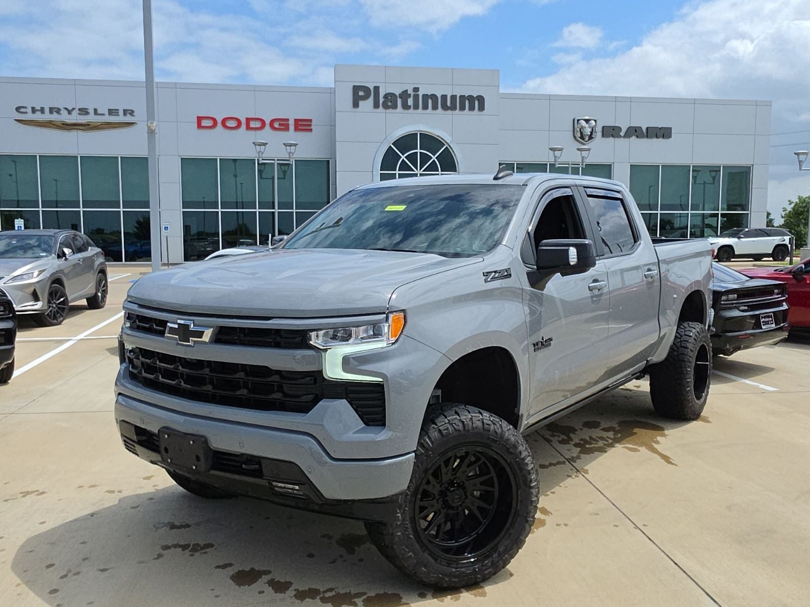 2025 Chevrolet Silverado 1500 RST 4X4 Crew Cab Short Box's photo