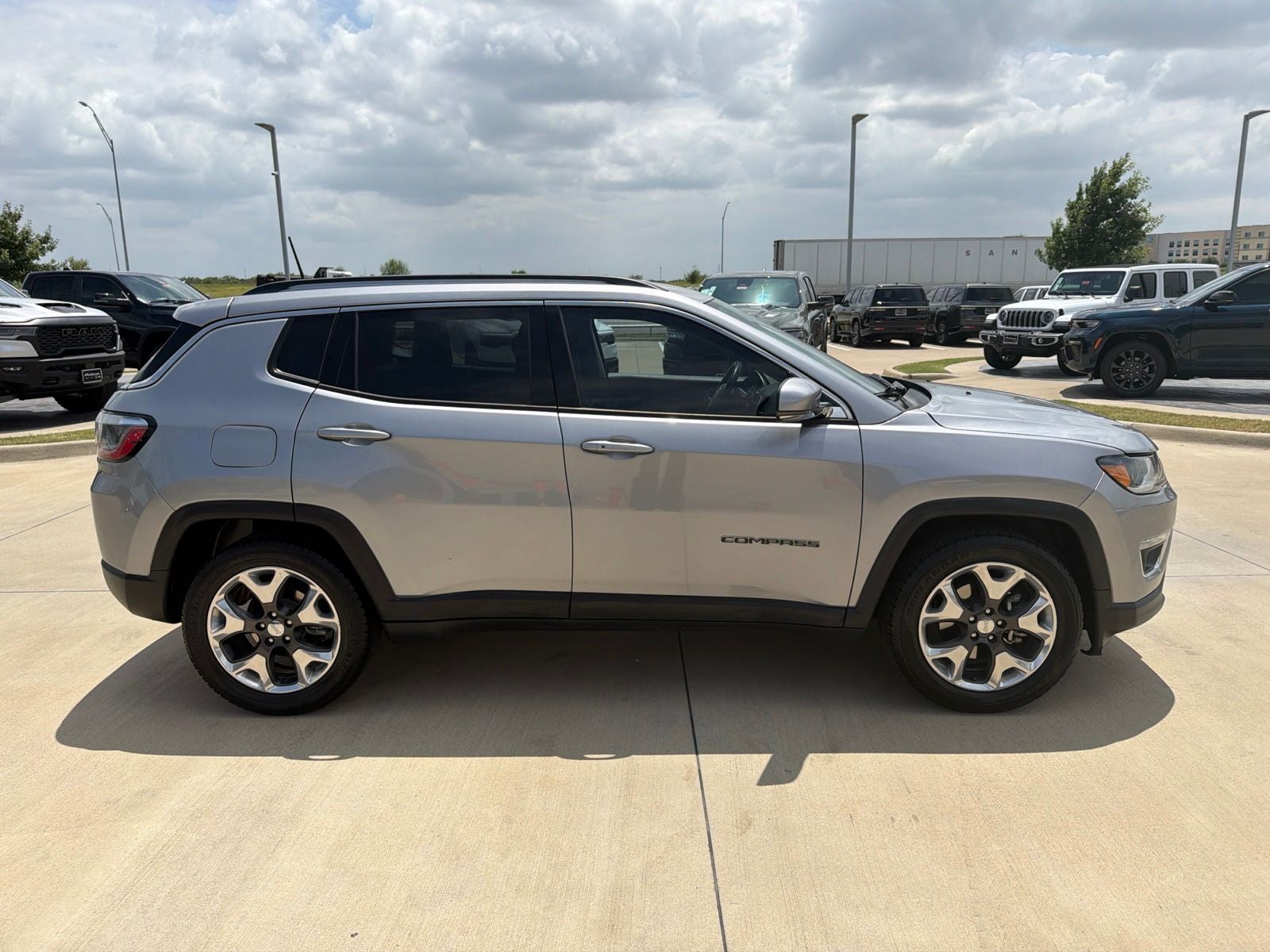 2018 Jeep Compass Limited FWD