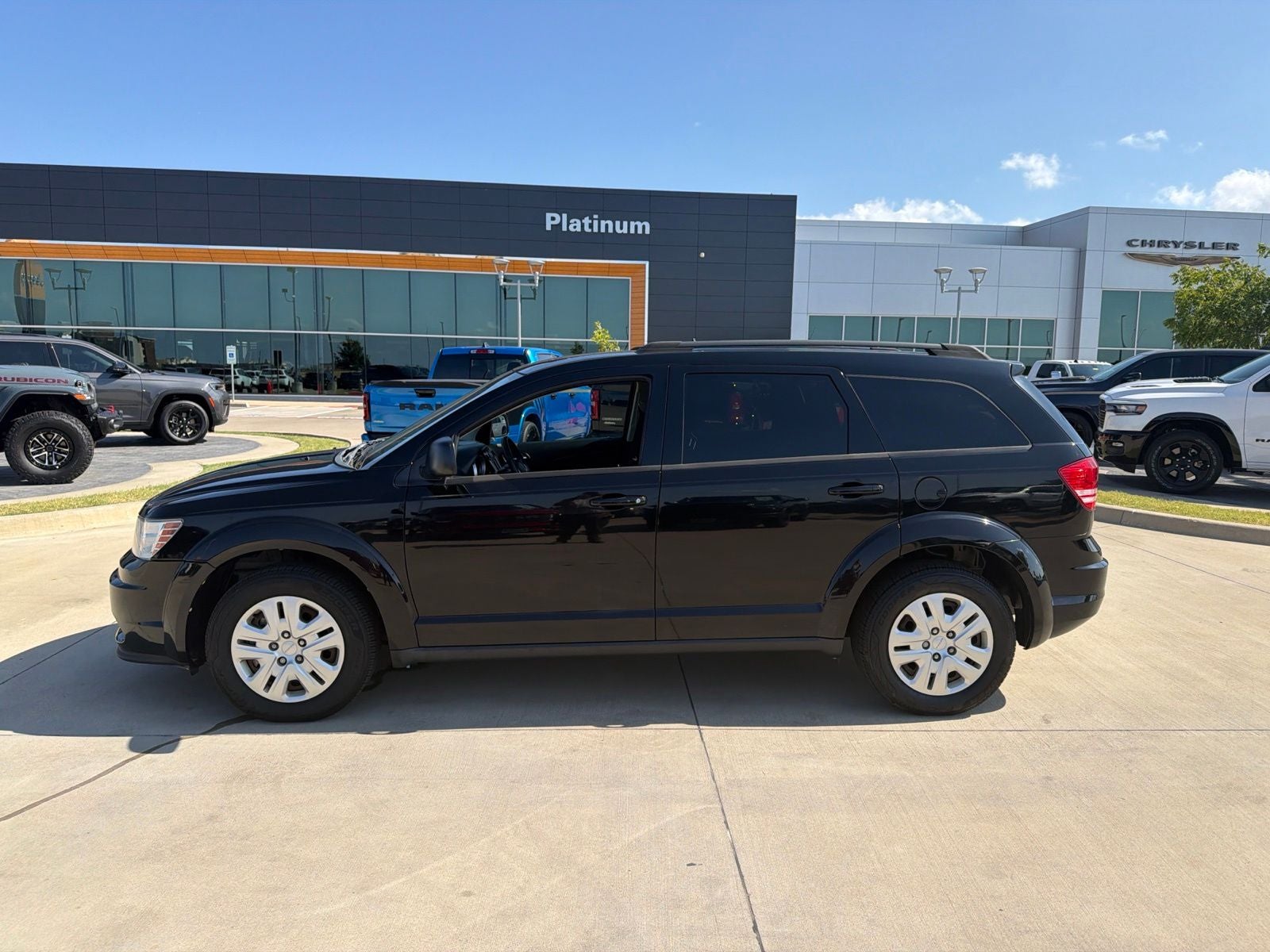 Used 2016 Dodge Journey SE with VIN 3C4PDCAB3GT250608 for sale in Terrell, TX