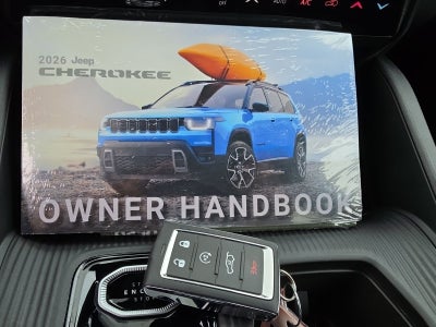 2026 Jeep Cherokee CHEROKEE OVERLAND 4X4