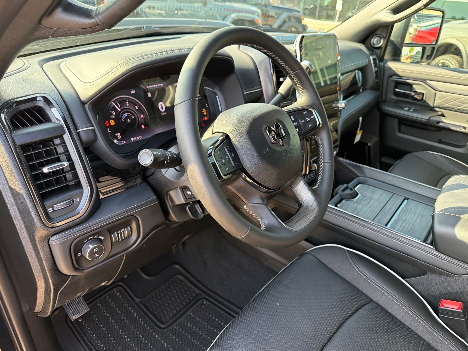 2026 RAM Ram 3500 RAM 3500 LIMITED MEGA CAB 4X4 6'4' BOX