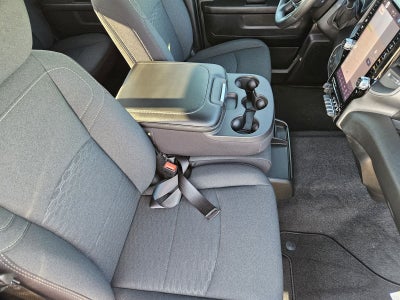 2026 RAM Ram 2500 RAM 2500 BLACK EXPRESS CREW CAB 4X4 6'4' BOX