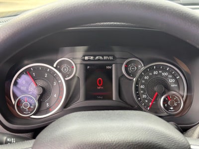 2026 RAM Ram 2500 RAM 2500 BLACK EXPRESS CREW CAB 4X4 6'4' BOX