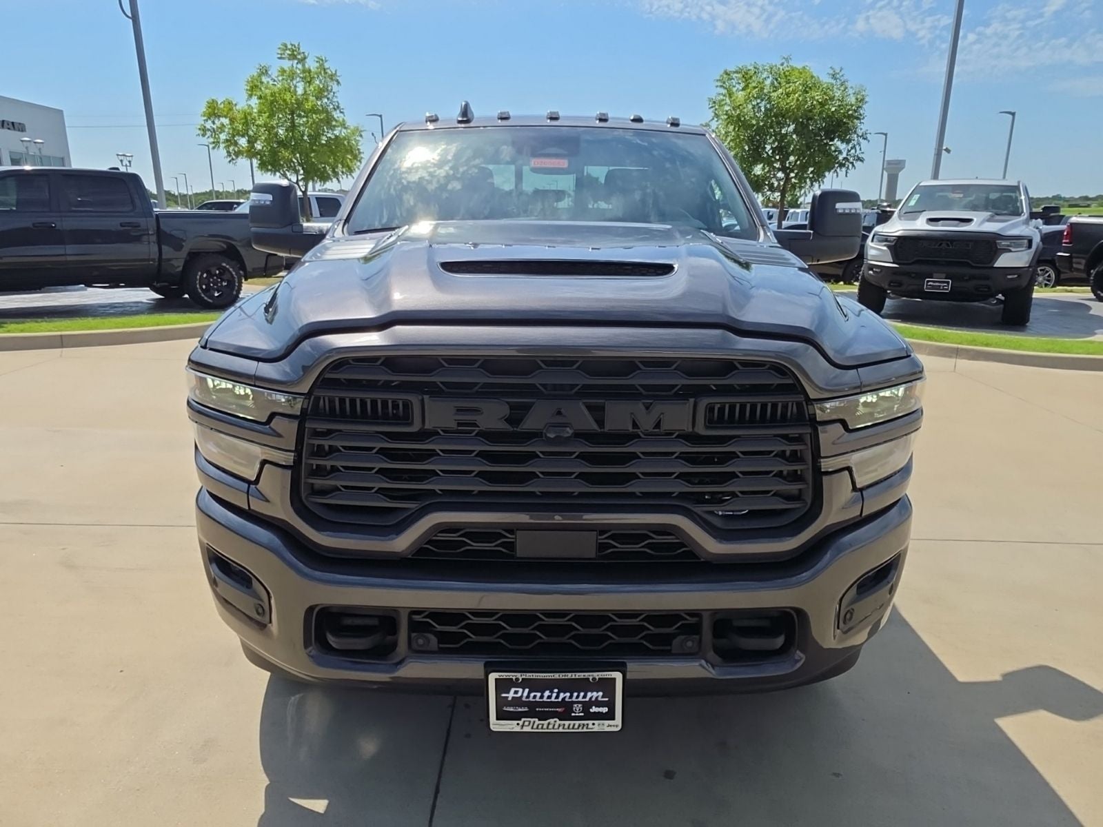 2026 RAM Ram 2500 RAM 2500 BLACK EXPRESS CREW CAB 4X4 6'4' BOX