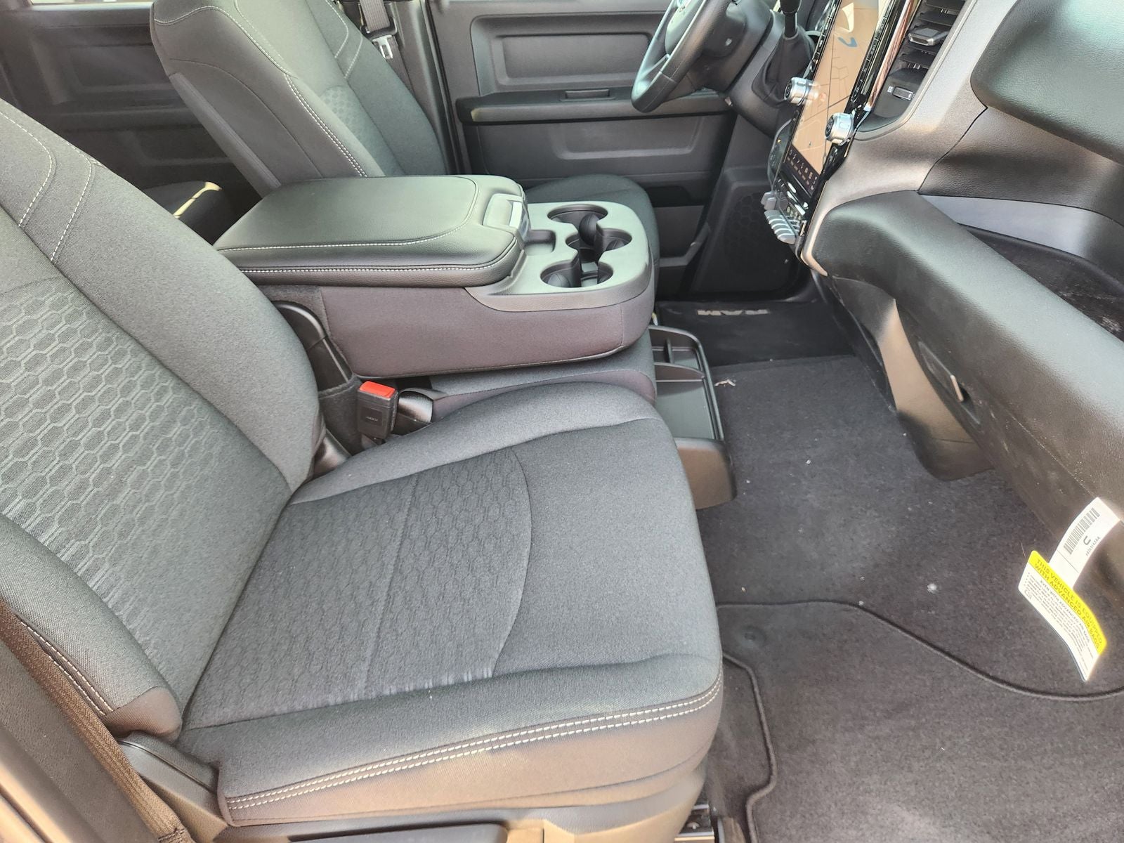 2026 RAM Ram 2500 RAM 2500 BLACK EXPRESS CREW CAB 4X4 6'4' BOX