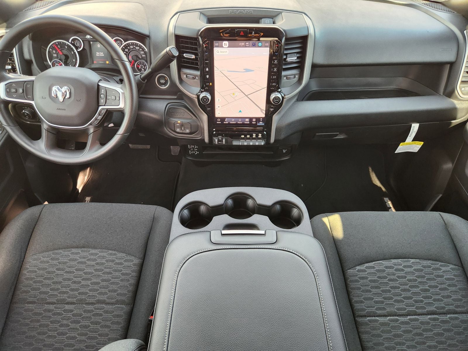 2026 RAM Ram 2500 RAM 2500 BLACK EXPRESS CREW CAB 4X4 6'4' BOX