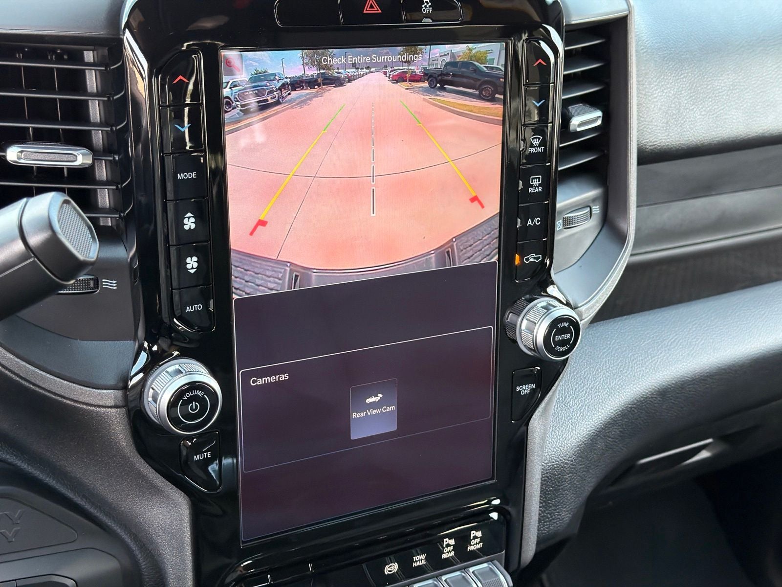2027 RAM Ram 3500 RAM 3500 TRADESMAN CREW CAB 4X4 8' BOX