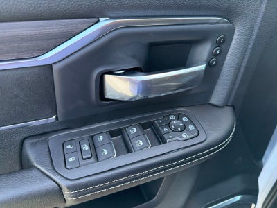 2027 RAM Ram 3500 RAM 3500 LARAMIE CREW CAB 4X4 8' BOX