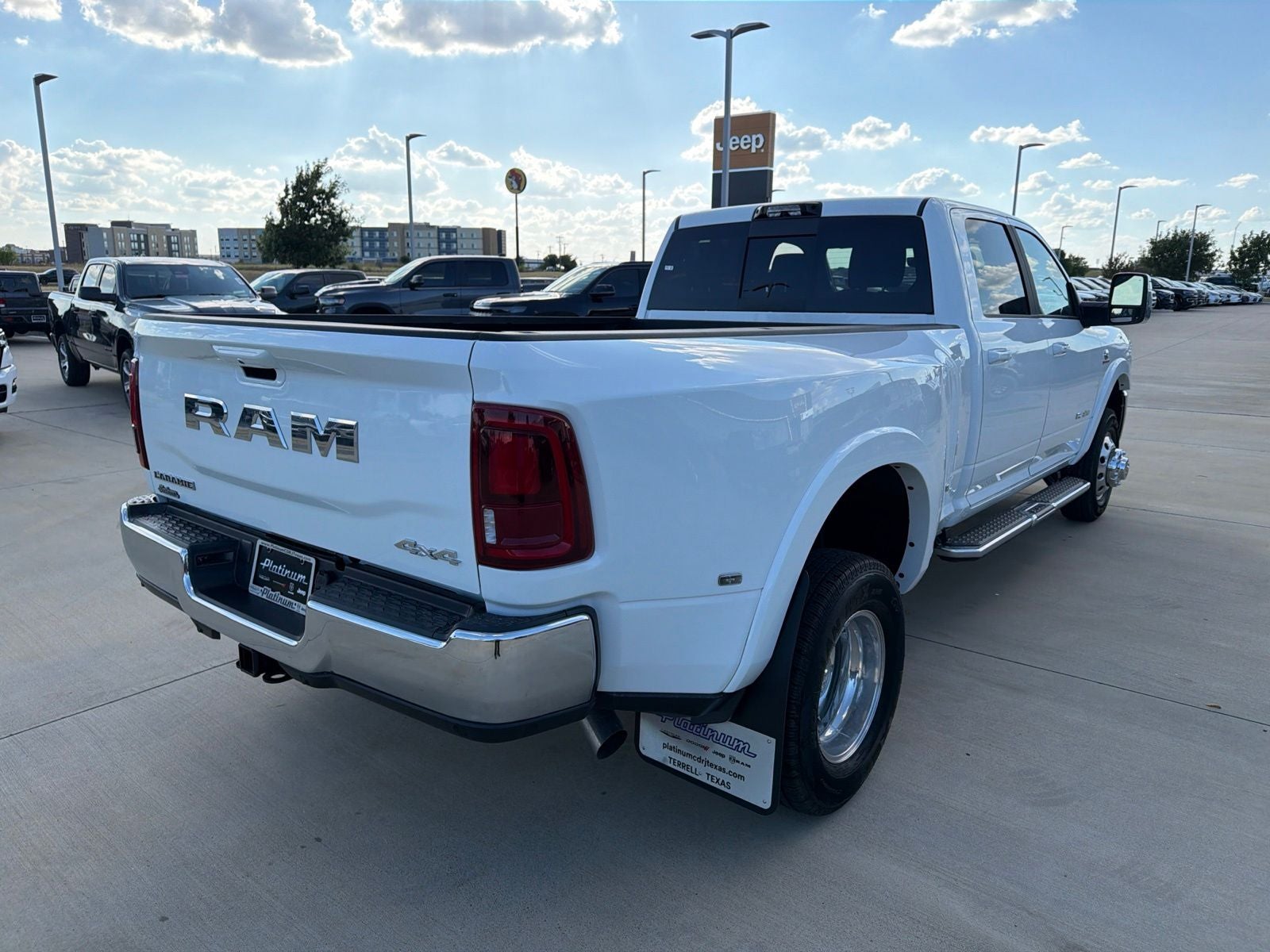 2027 RAM Ram 3500 RAM 3500 LARAMIE CREW CAB 4X4 8' BOX