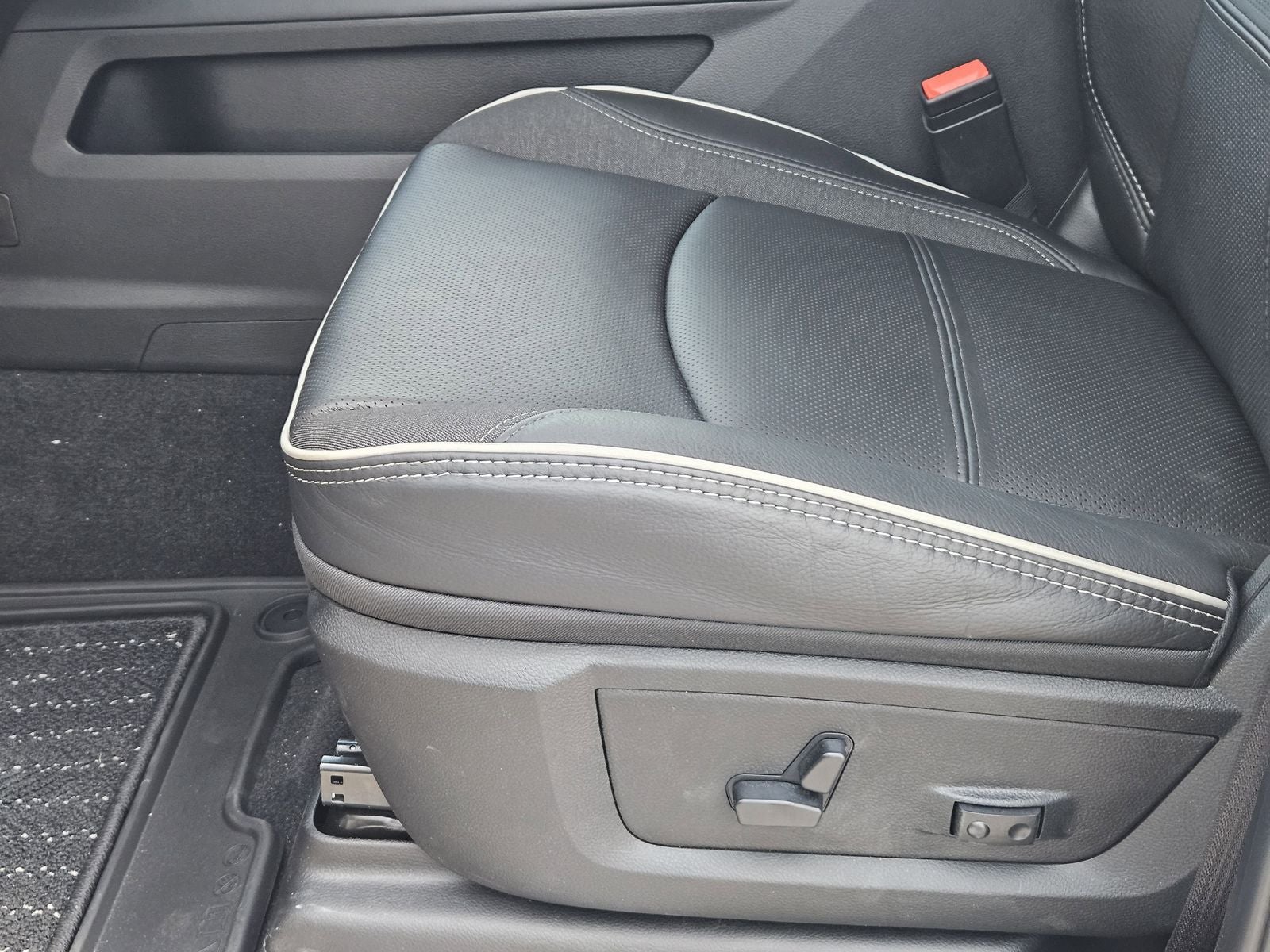 2026 RAM Ram 3500 RAM 3500 LIMITED CREW CAB 4X4 8' BOX