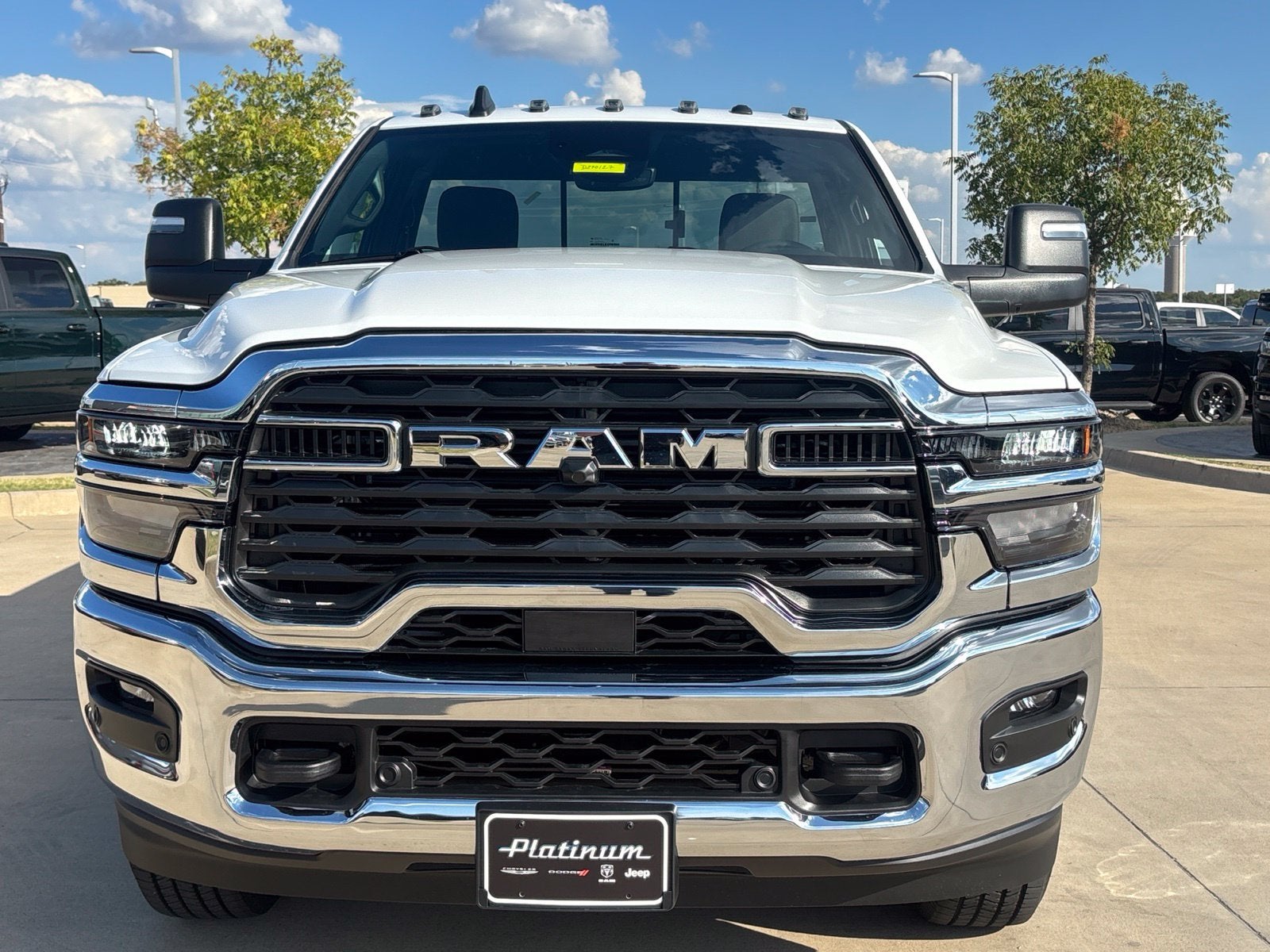 2027 RAM Ram 2500 RAM 2500 TRADESMAN REGULAR CAB 4X4 8' BOX