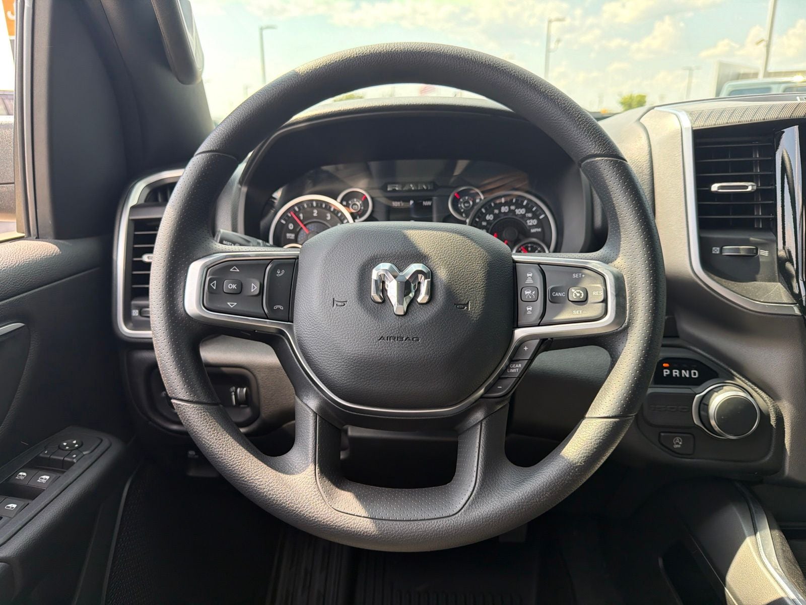 2026 RAM Ram 1500 RAM 1500 LONE STAR CREW CAB 4X2 5'7' BOX