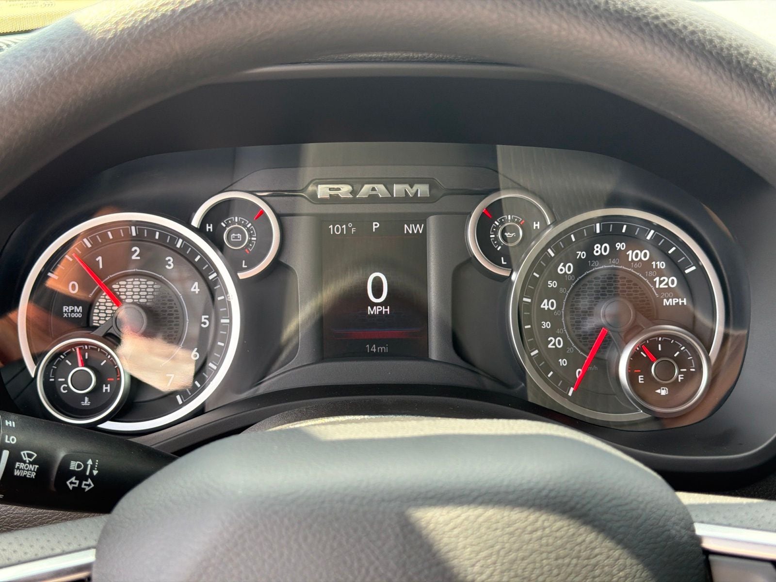 2026 RAM Ram 1500 RAM 1500 LONE STAR CREW CAB 4X2 5'7' BOX