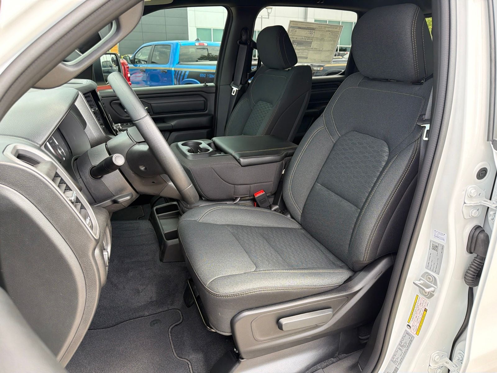 2026 RAM Ram 1500 RAM 1500 EXPRESS CREW CAB 4X2 5'7' BOX