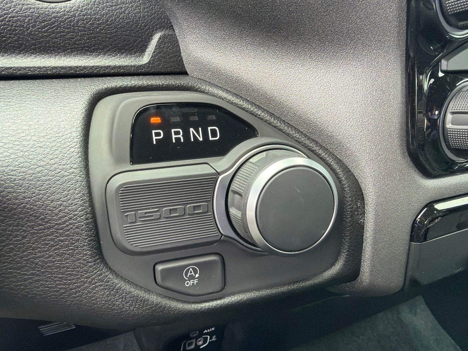 2026 RAM Ram 1500 RAM 1500 EXPRESS CREW CAB 4X2 5'7' BOX