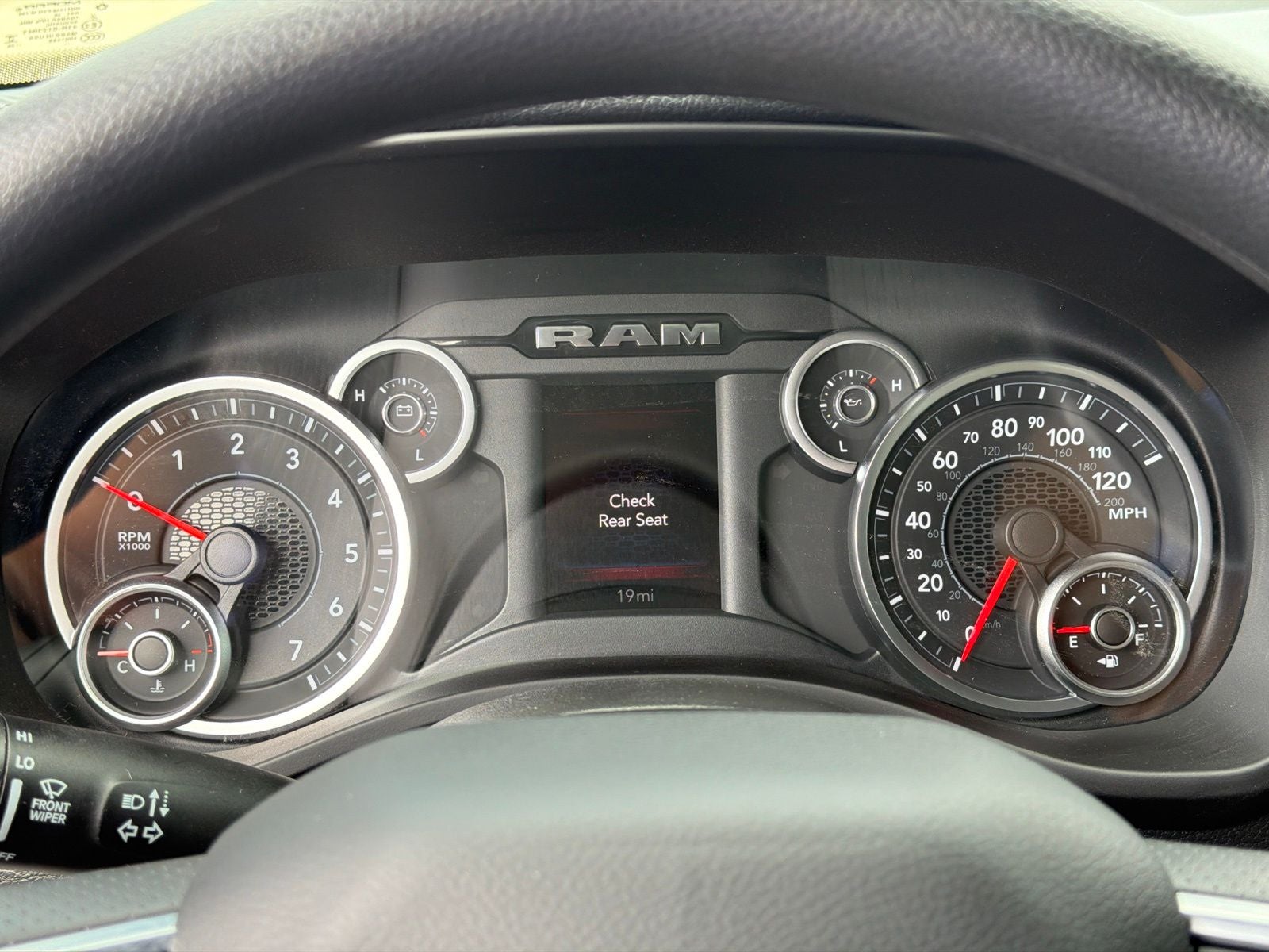 2026 RAM Ram 1500 RAM 1500 EXPRESS CREW CAB 4X2 5'7' BOX