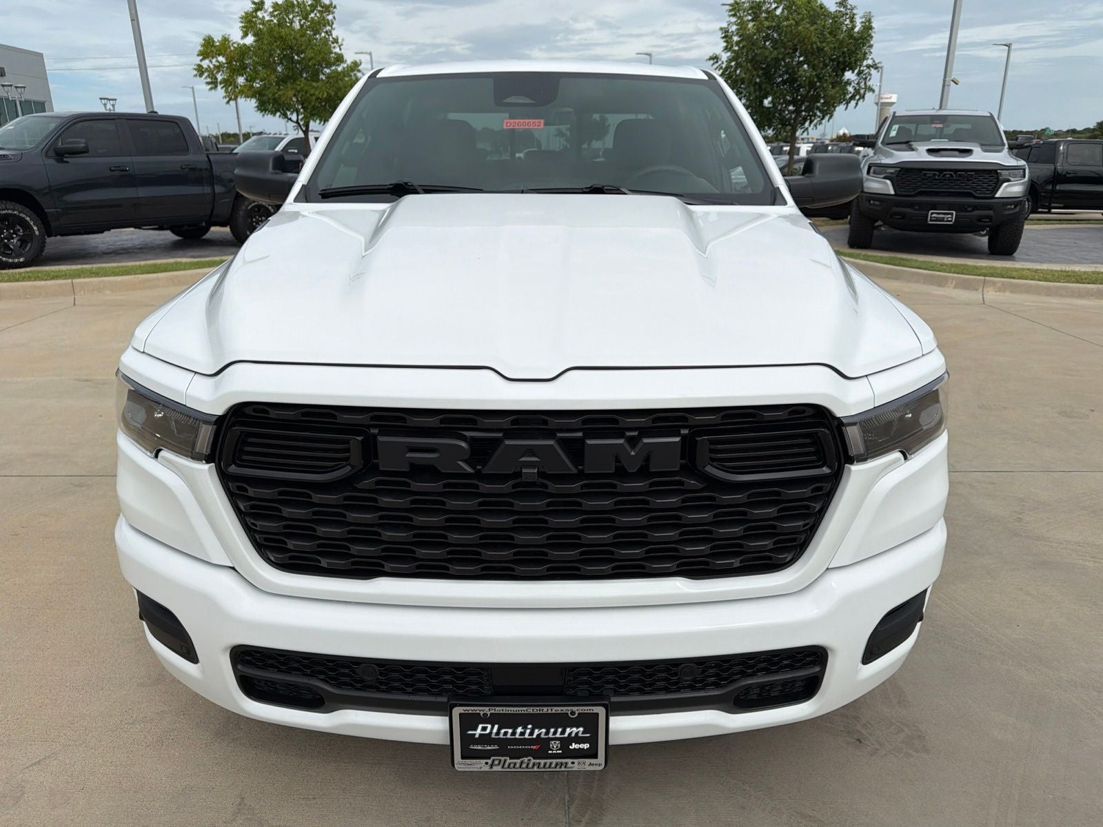 2026 RAM Ram 1500 RAM 1500 EXPRESS CREW CAB 4X2 5'7' BOX