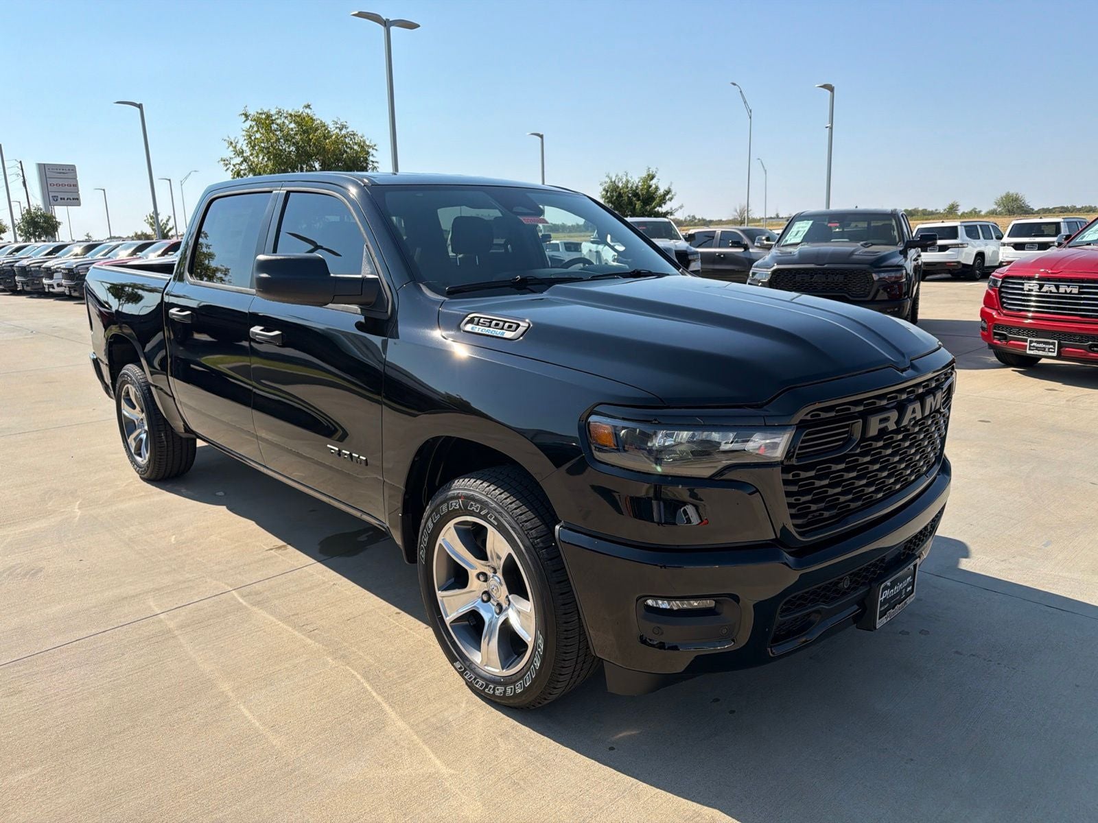 2026 RAM Ram 1500 RAM 1500 EXPRESS CREW CAB 4X2 5'7' BOX