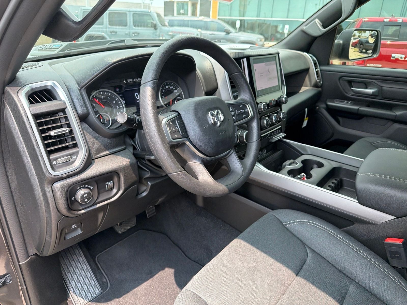 2026 RAM Ram 1500 RAM 1500 EXPRESS CREW CAB 4X4 5'7' BOX