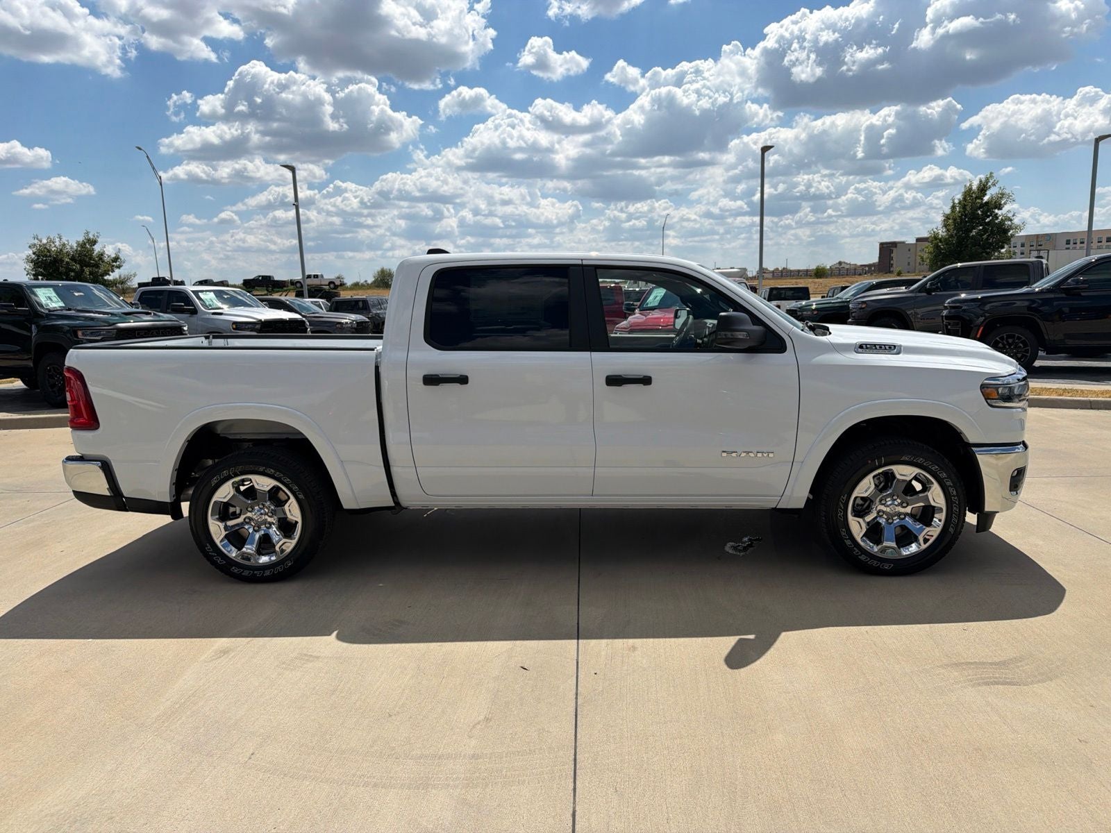 2026 RAM Ram 1500 RAM 1500 LONE STAR CREW CAB 4X4 5'7' BOX