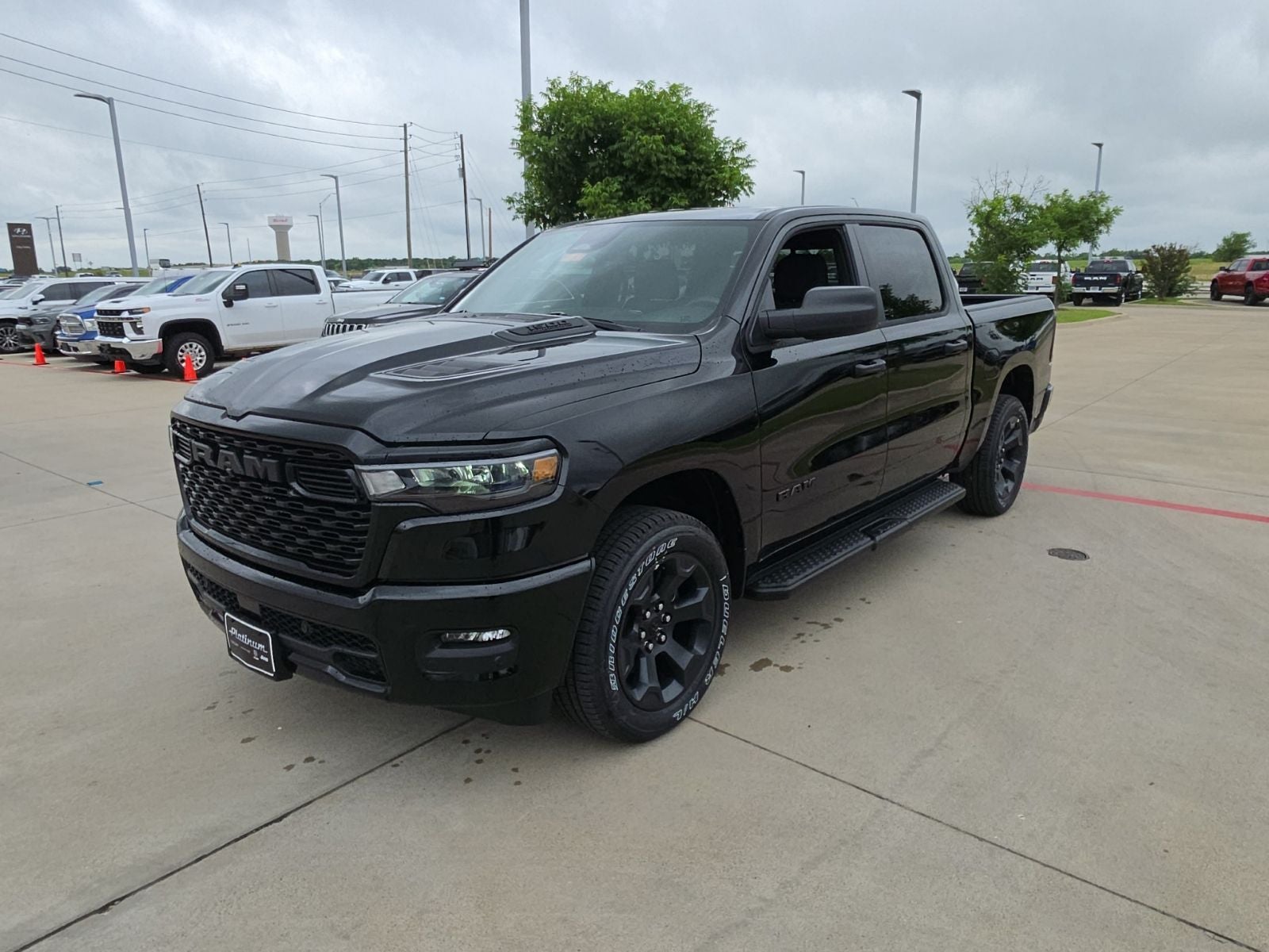 2026 RAM Ram 1500 RAM 1500 EXPRESS CREW CAB 4X4 5'7' BOX