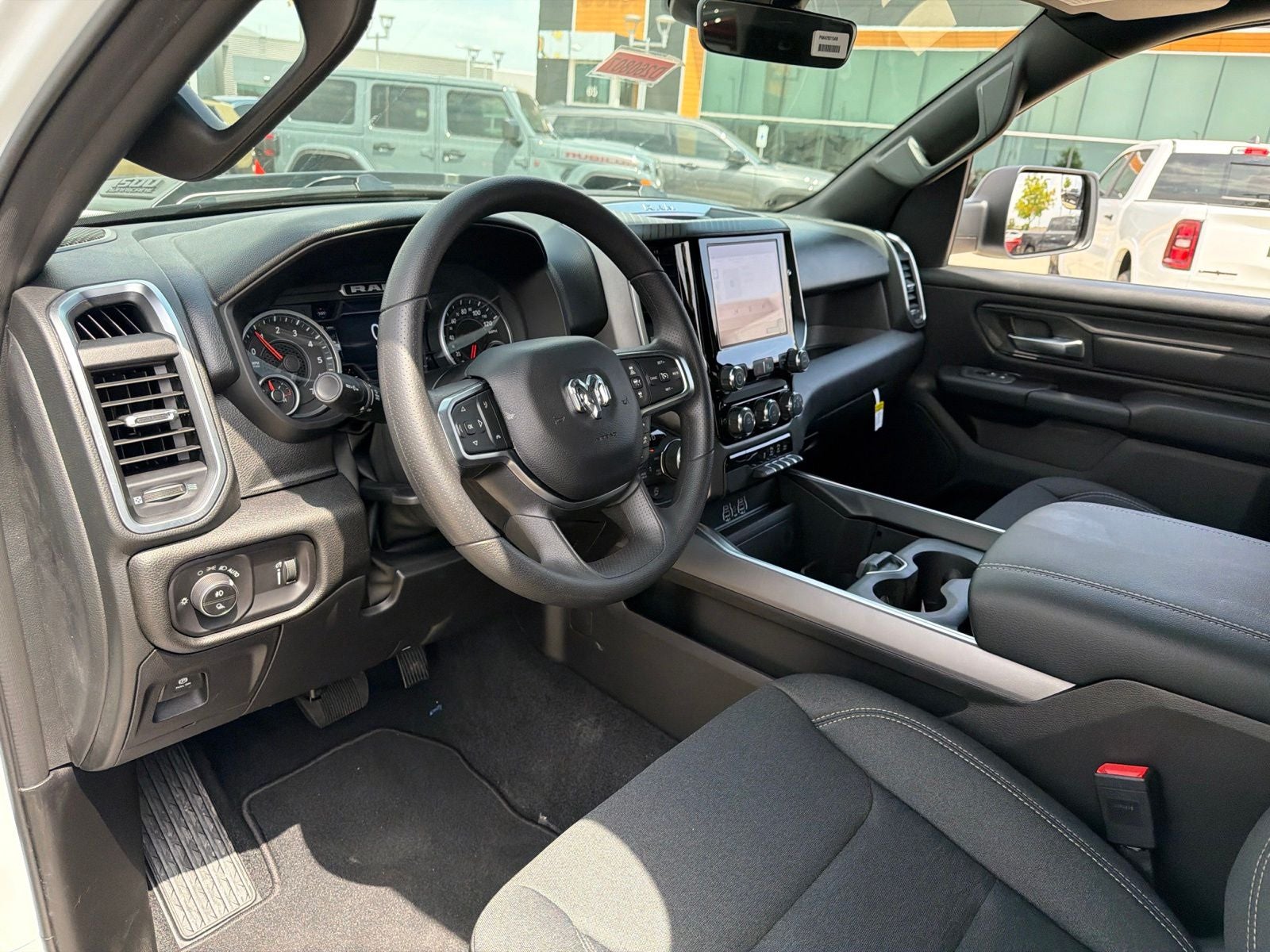 2026 RAM Ram 1500 RAM 1500 EXPRESS CREW CAB 4X4 5'7' BOX