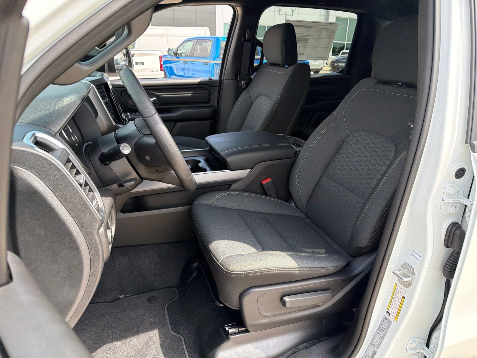 2026 RAM Ram 1500 RAM 1500 EXPRESS CREW CAB 4X4 5'7' BOX
