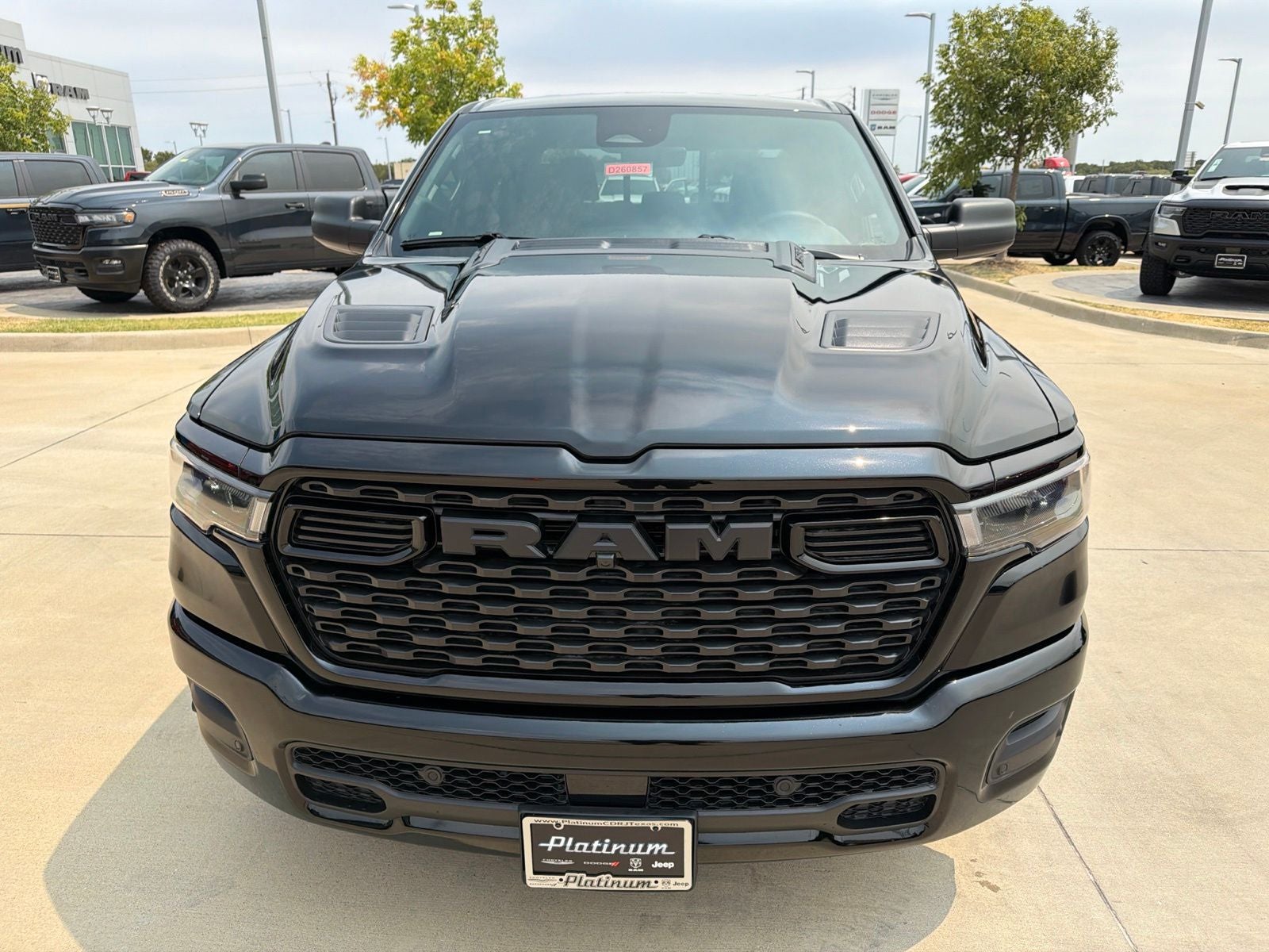 2026 RAM Ram 1500 RAM 1500 EXPRESS CREW CAB 4X4 5'7' BOX