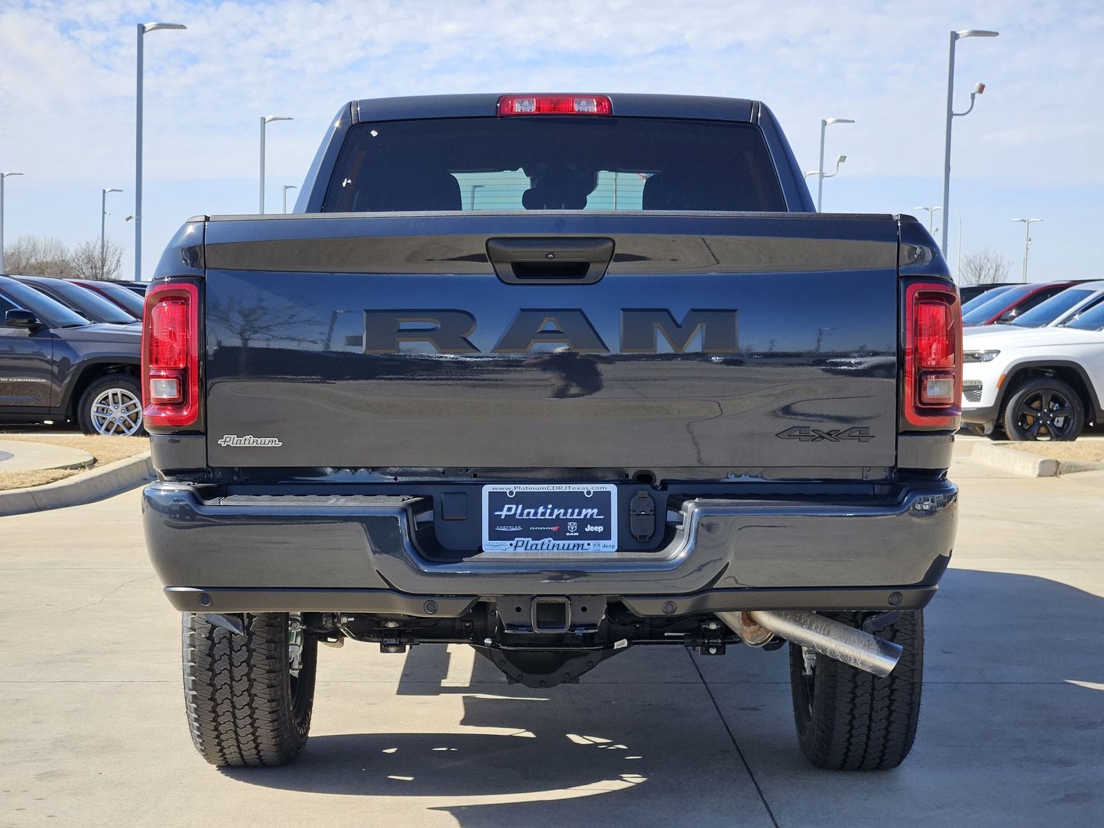 2026 RAM Ram 2500 RAM 2500 BLACK EXPRESS CREW CAB 4X4 6'4' BOX