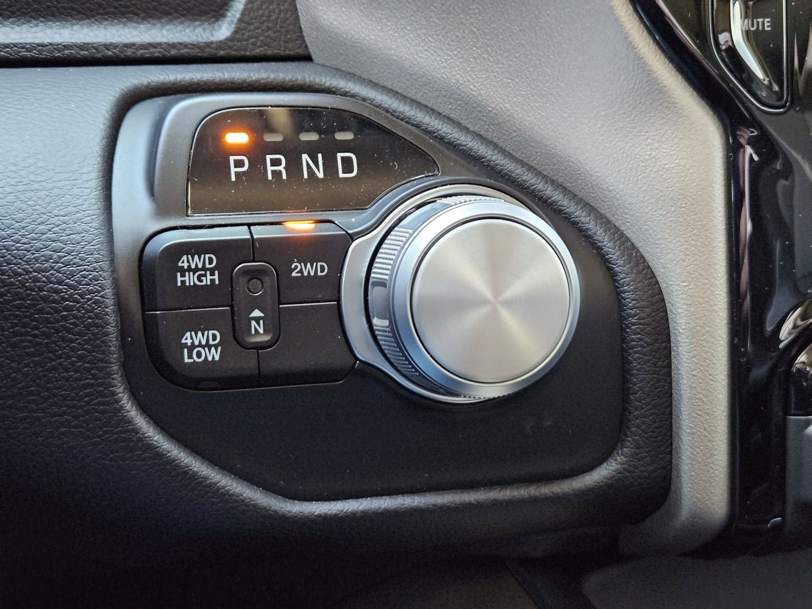 2024 RAM Ram 2500 Laramie Crew Cab 4x4 6'4' Box