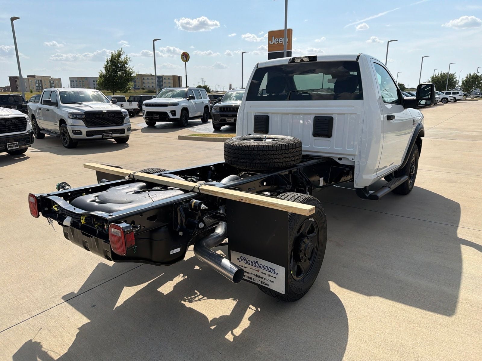2026 RAM 3500 Chassis RAM 3500 TRADESMAN CHASSIS REGULAR CAB 4X4 60' CA