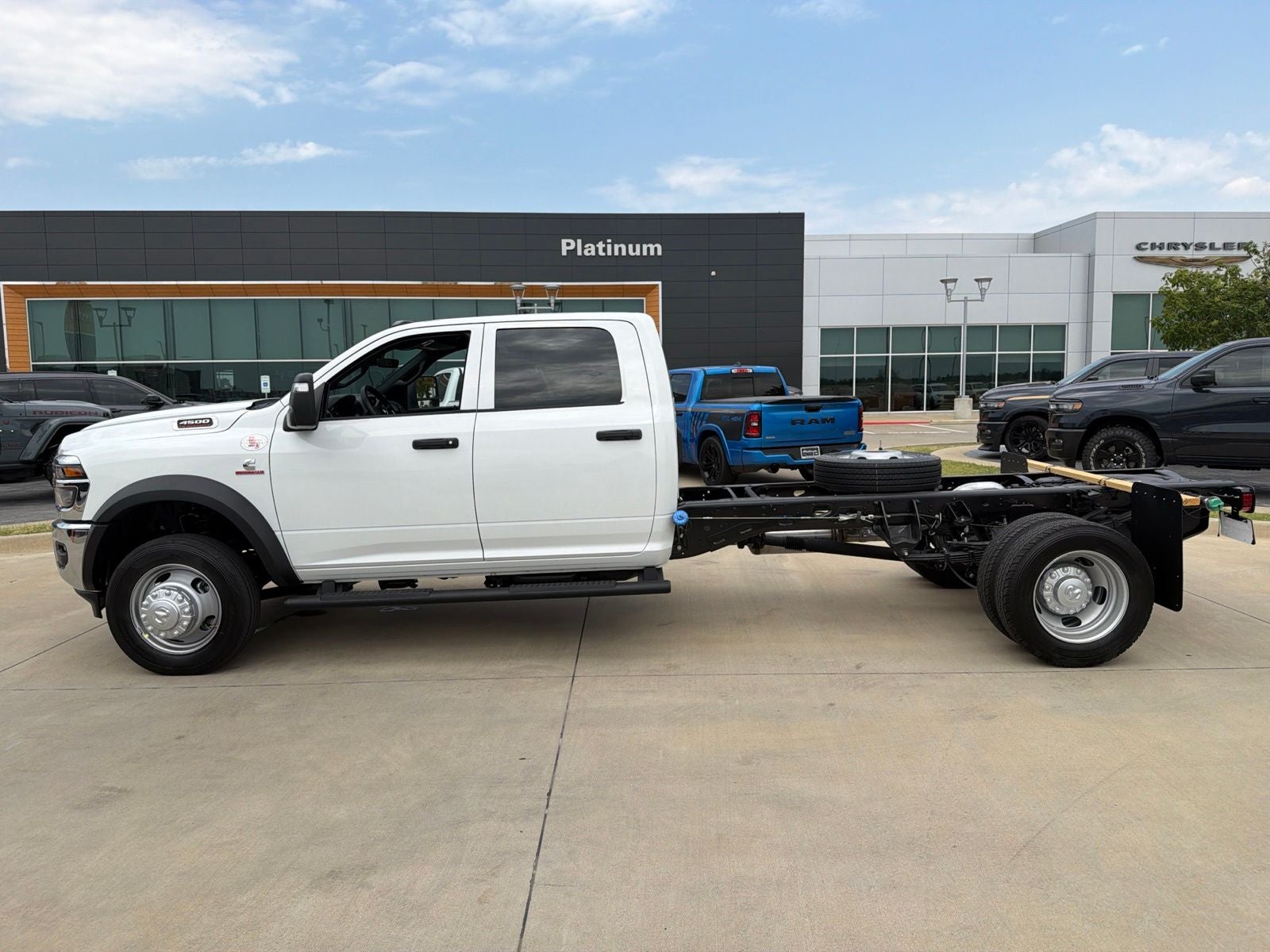 2027 RAM 4500 Chassis Cab Tradesman