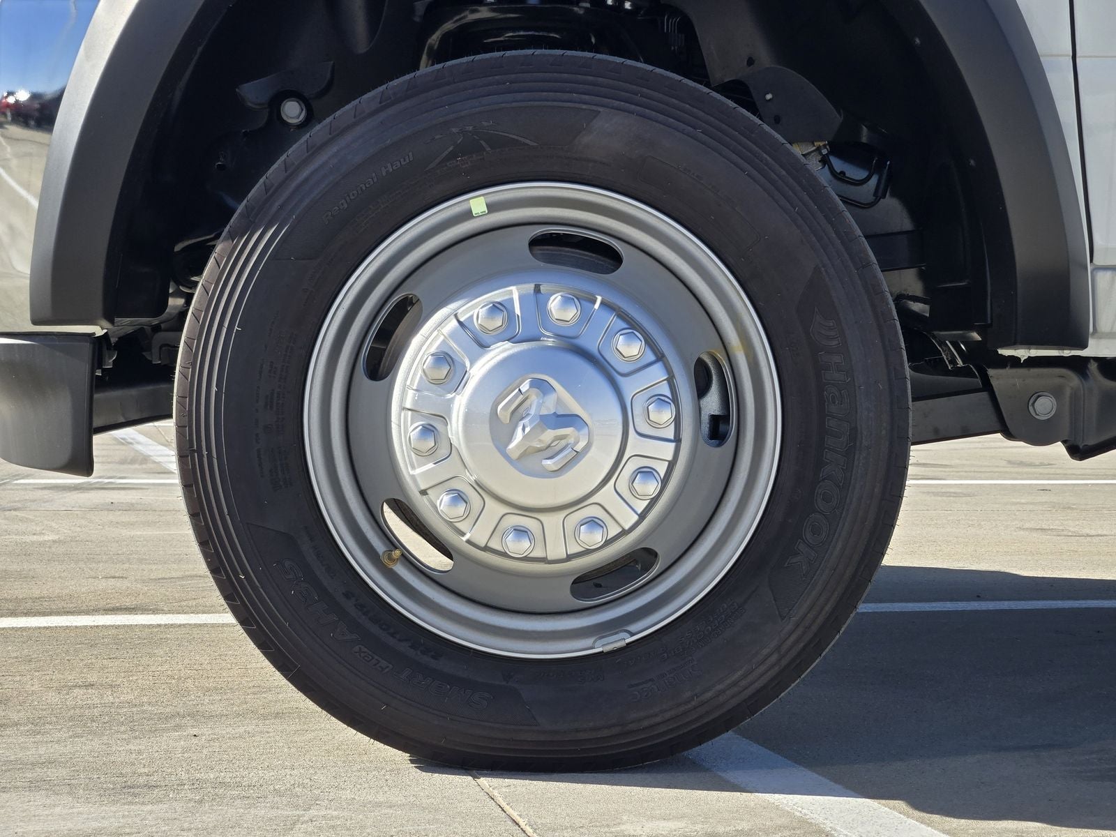 2026 RAM Ram 5500 Chassis Cab RAM 5500 TRADESMAN CHASSIS CREW CAB 4X4 84' CA