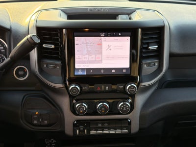 2027 RAM Ram 5500 Chassis Cab RAM 5500 TRADESMAN CHASSIS CREW CAB 4X4 84' CA