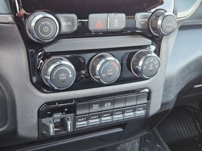 2026 RAM Ram 5500 Chassis Cab RAM 5500 TRADESMAN CHASSIS CREW CAB 4X4 84' CA