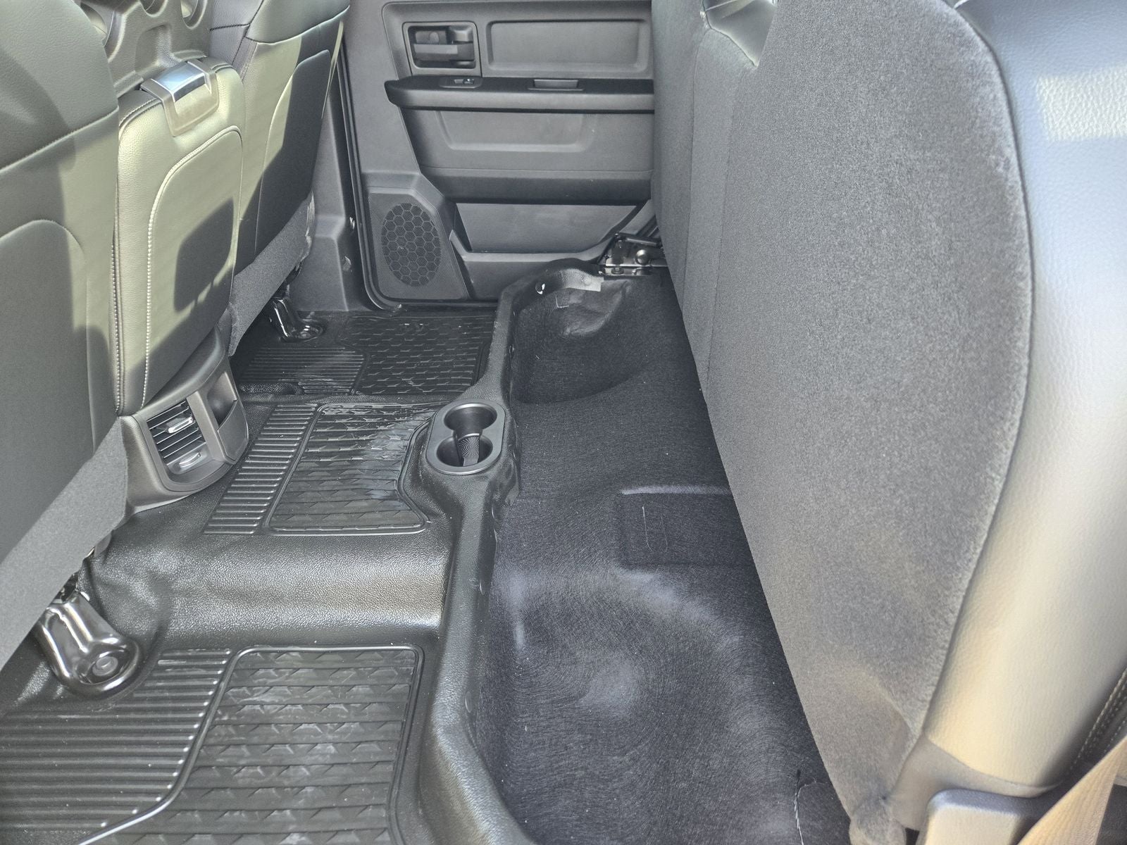 2026 RAM Ram 3500 Chassis Cab RAM 3500 TRADESMAN CREW CAB CHASSIS 4X4 60' CA