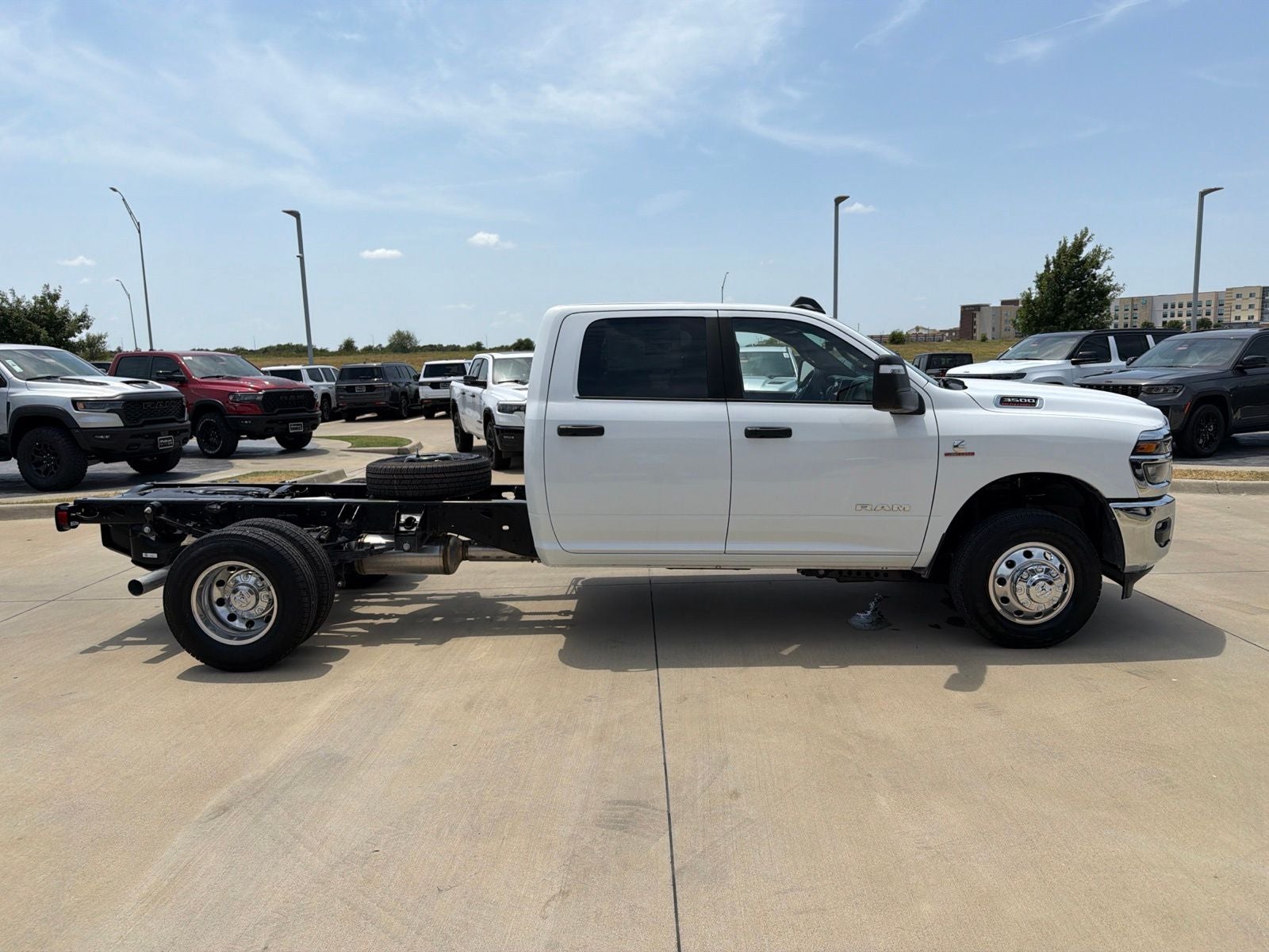 2026 RAM 3500 Chassis RAM 3500 BIG HORN CREW CAB CHASSIS 4X4 60' CA