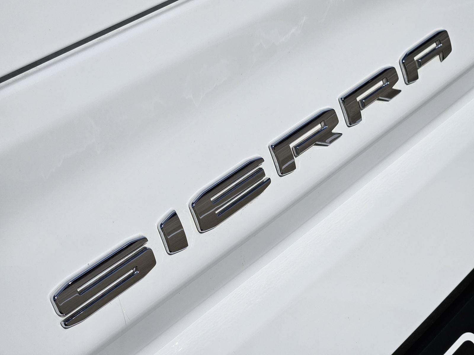 2024 GMC Sierra 1500 4WD Crew Cab Short Box Elevation with 3SB