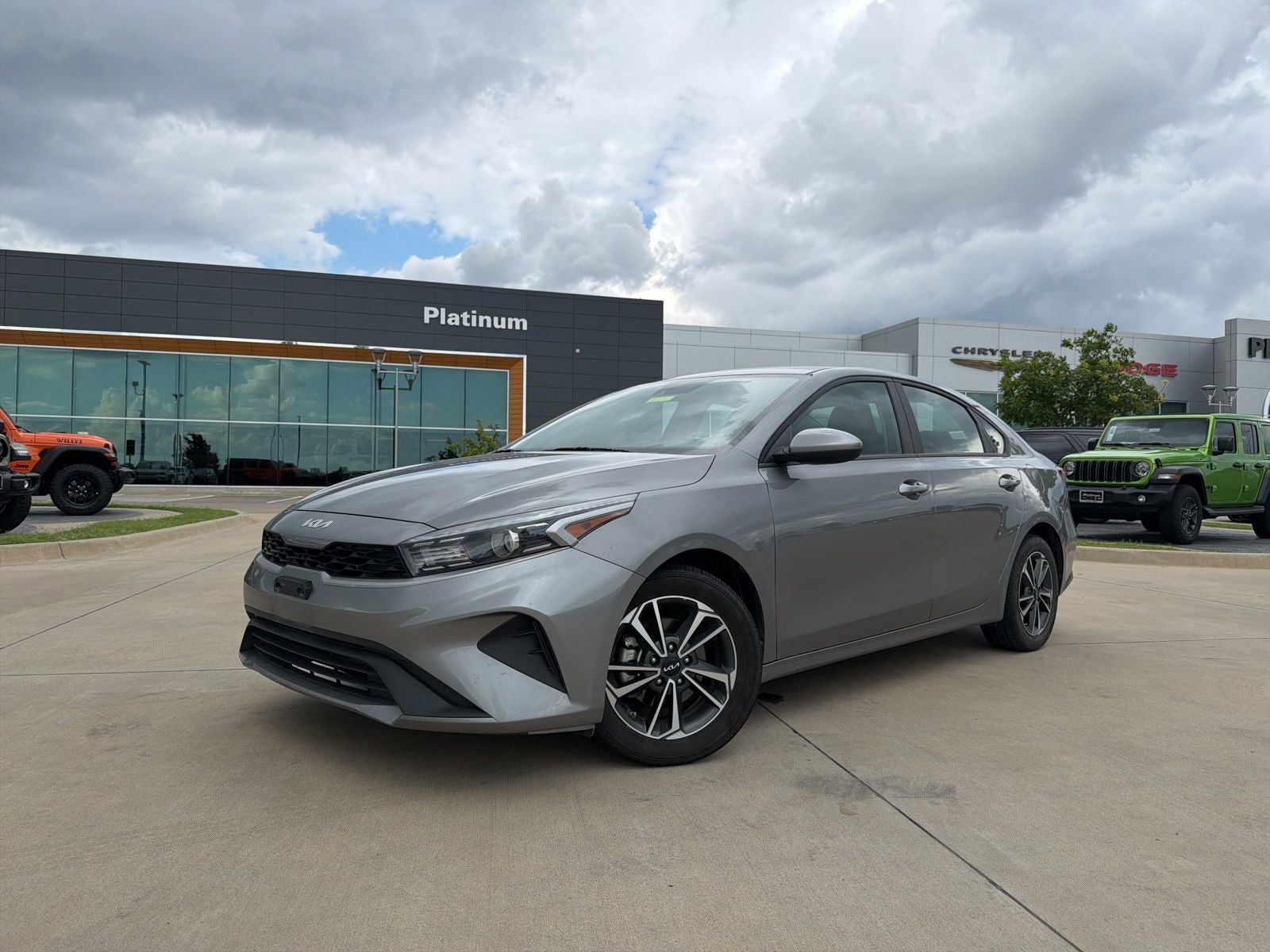 2024 Kia Forte LXS AT's photo