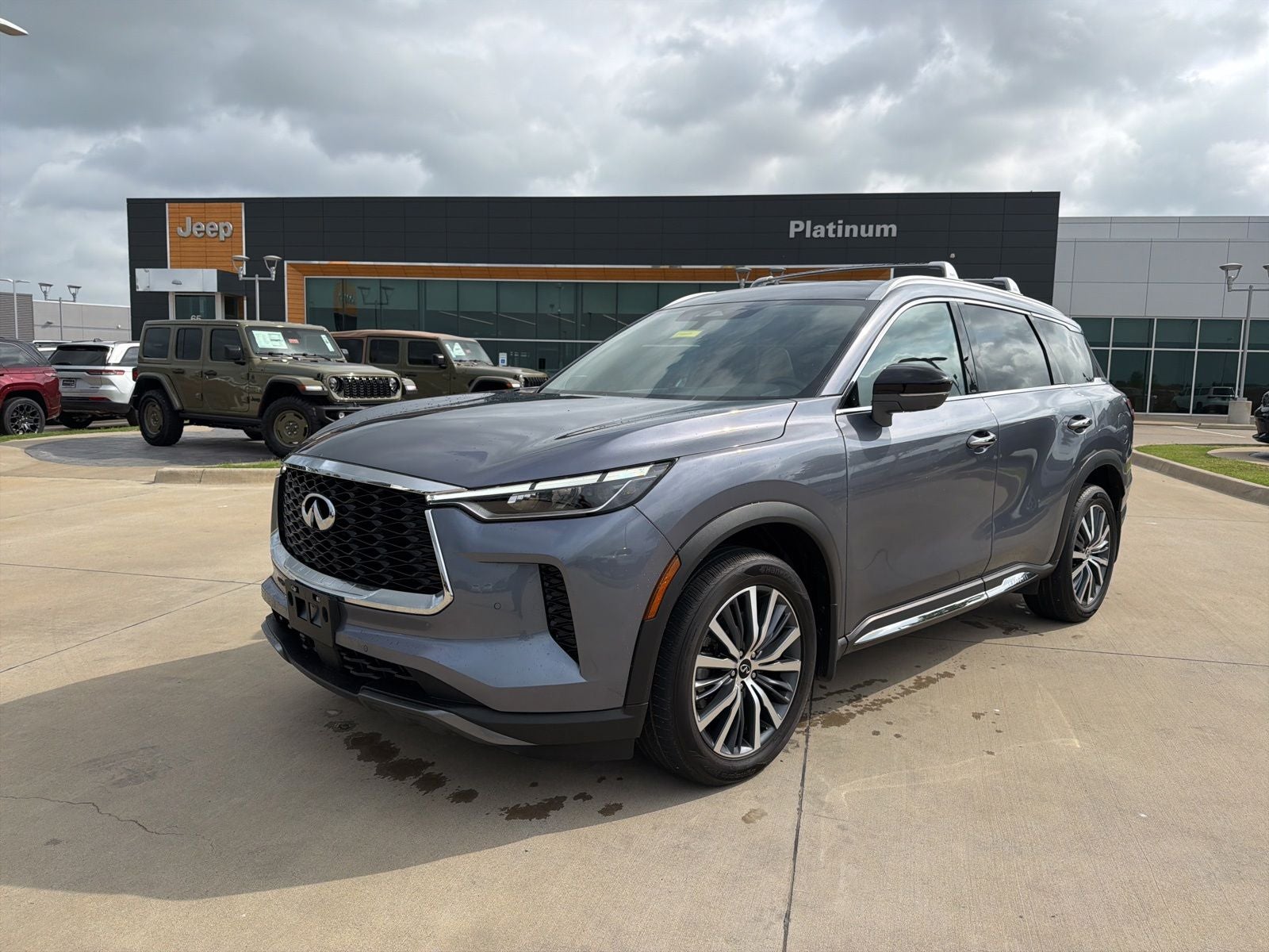 2023 INFINITI QX60 SENSORY AWD's photo